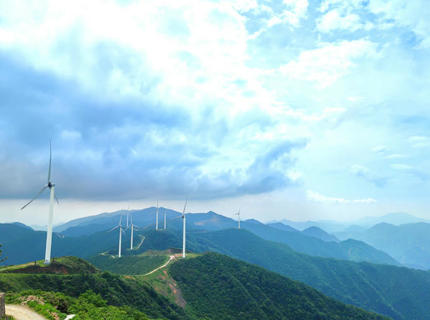 新化大熊山感怀